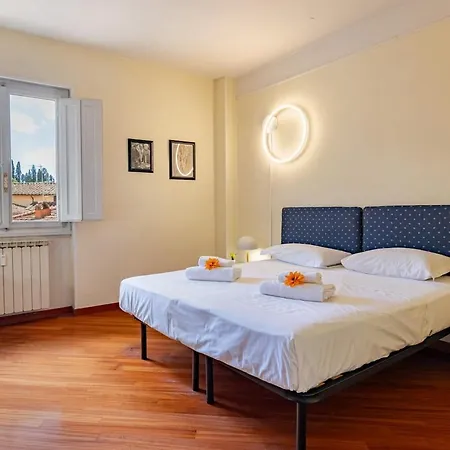 Brd 43 6- Ponte Vecchio Bright Spacious Penthouse